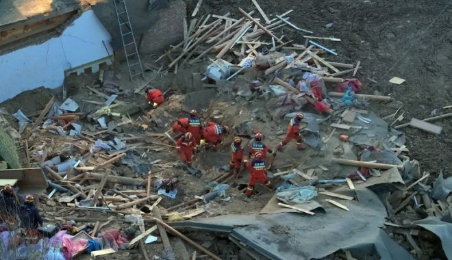 Peste 100 de morţi în urma unui seism produs în nord-vestul Chinei