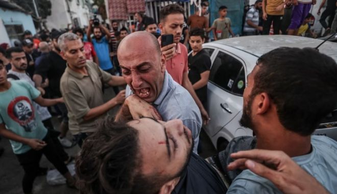 Foamete și disperare în Fâșia Gaza. Un convoi alimentar a fost jefuit de mulțime