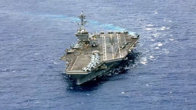 Washingtonul a ordonat accelerarea desfăşurării în Orientul Mijlociu a portavionului USS „Abraham Lincoln”