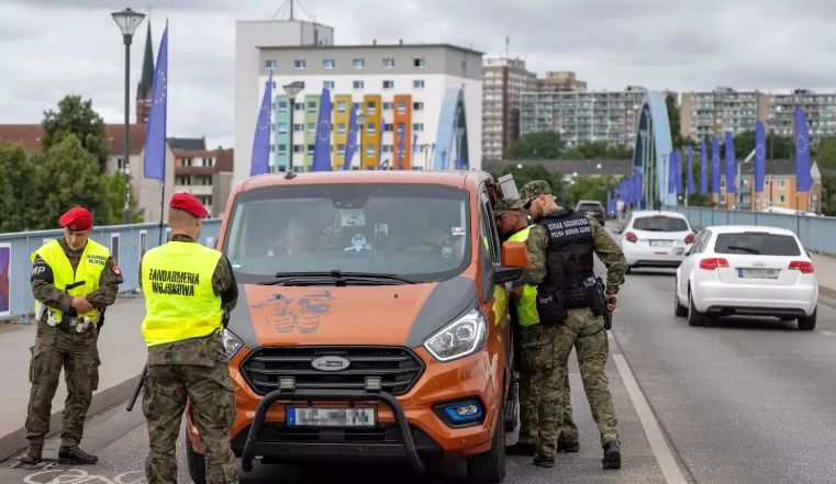 Polonia prelungeşte controalele la frontiera cu Germania până pe 4 octombrie - untitled-1754291672.jpg