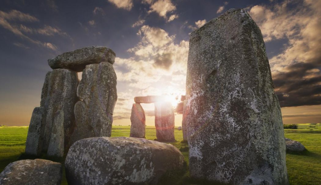 Cea mai nouă teorie cu privire la Stonehenge, pe cale să deslușească misterul - unuldintrecelemaimarimisterealel-1734766950.jpg