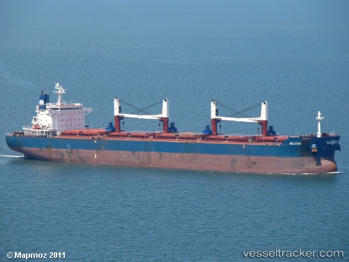 Un vrachier și-a schimbat cursul pentru a salva viața unui marinar - unvrachier-1449046184.jpg