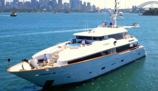 Un yacht de lux, în pericol, în apele Australiei - unyachtdelux910-1476096869.jpg