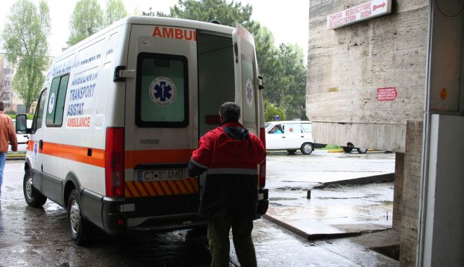 Un copil mușcat  de un câine din rasa Amstaff a ajuns de urgență la spital - urgentaspitalambulantasalvaregf4-1674227213.jpg