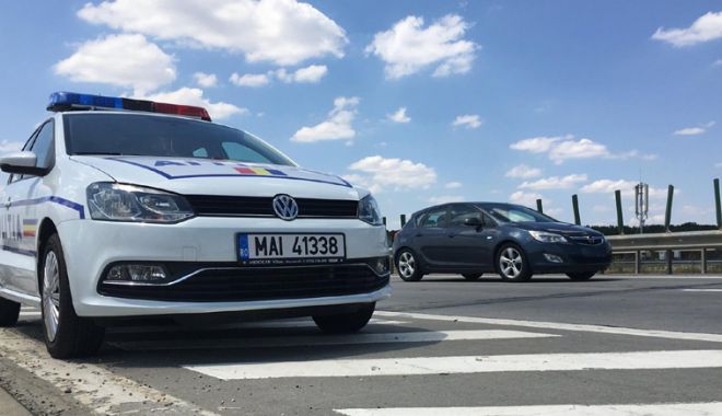 Urmărit național, prins conducând fără permis o mașină furată pe A2 - urmarit-1518547039.jpg