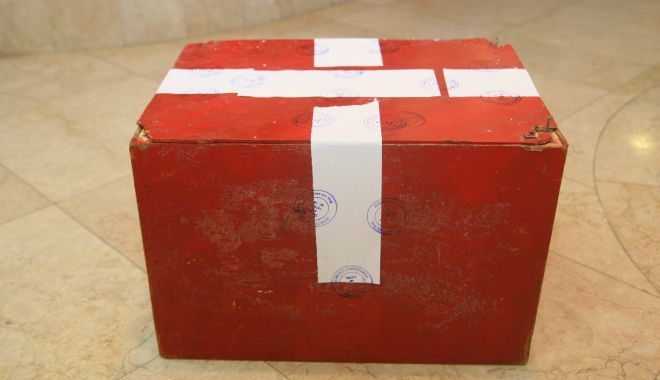 Persoanele care nu se pot deplasa la secţiile de votare pot vota prin urna mobilă - urnamobila-1607105985.jpg