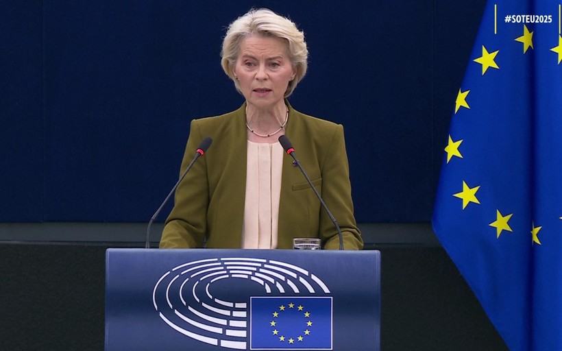 Preşedinta Comisiei Europene se confruntă cu noi moţiuni de cenzură săptămâna aceasta - ursulasote25-1759746817.jpg