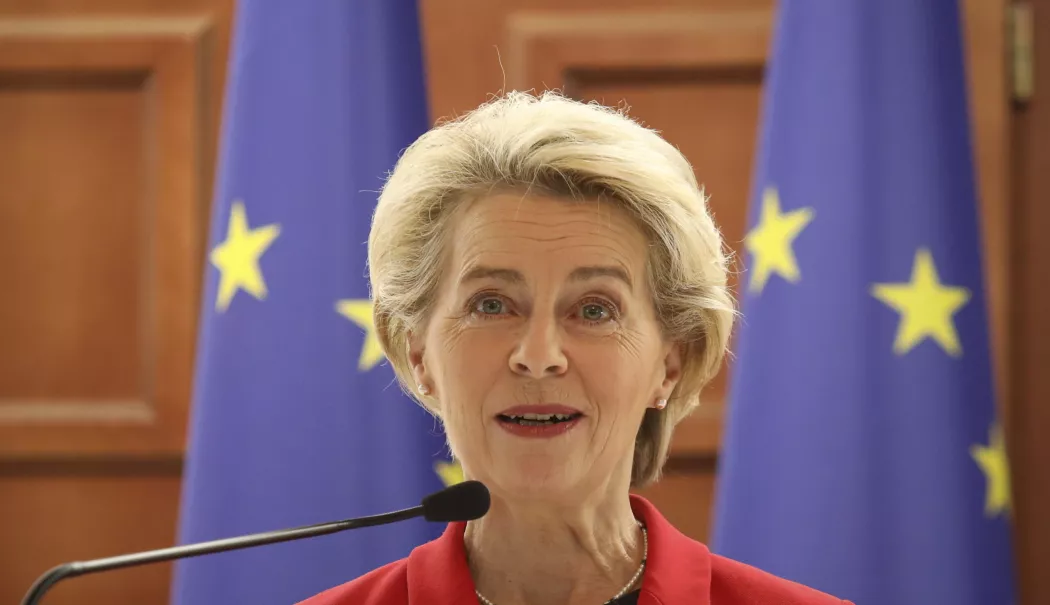 Foto - Ursula von der Leyen, după doborârea dronei: „Felicit Armata Română pentru reacția rapidă și eficientă”
