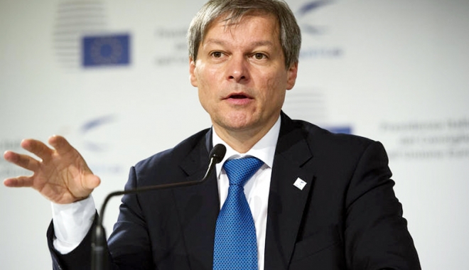 Dacian Cioloș  ar putea conduce guvernul  din umbră al USR - usrdacianciolos-1494862342.jpg