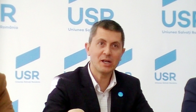 Liderul USR, Dan Barna: 