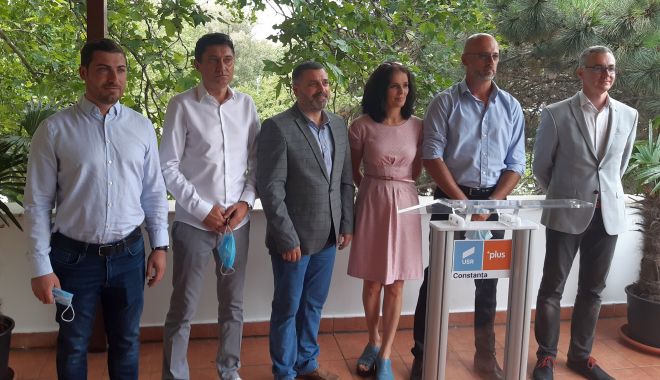 USR-PLUS și-a prezentat candidații la primăriile Eforie, Cumpăna și Agigea - usrechipa2-1594913108.jpg