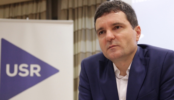 Se cere excluderea lui Clotilde Armand din USR. Ce spune Nicușor Dan - usrnicusordan-1488818940.jpg