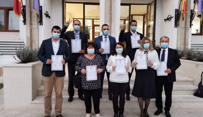USR-PLUS Constanța vrea să depolitizeze instituțiile din subordinea autorităților locale - usrplus-1607540742.jpg
