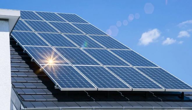 USR propune reducerea TVA la 5% pentru pompele de căldură, panourile fotovoltaice şi panourile solare termice