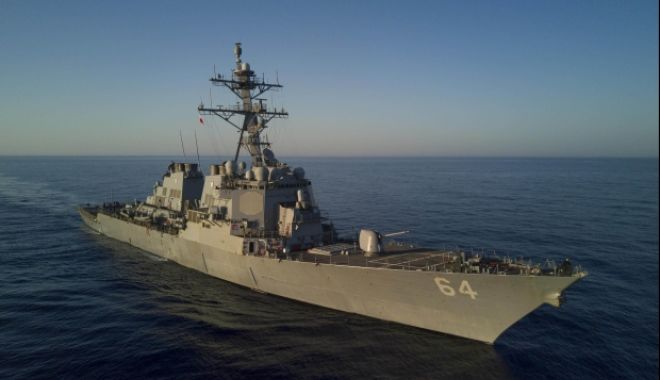 Un distrugător american a doborât mai multe rachete în Marea Roșie. Proiectilele se îndreptau spre ținte din Israel