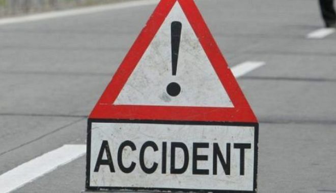 Trafic blocat pe A1, din cauza unui accident. Sunt trei victime
