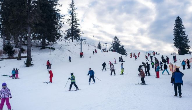 Unde vor petrece românii minivacanţa de Ziua Națională - vacantapentrubugetari-1637870928.jpg