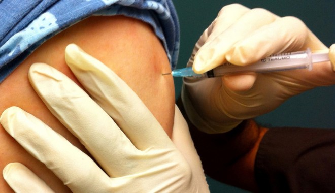 Vaccinarea s-a efectuat corespunzător la Independența - vaccin-1350660984.jpg