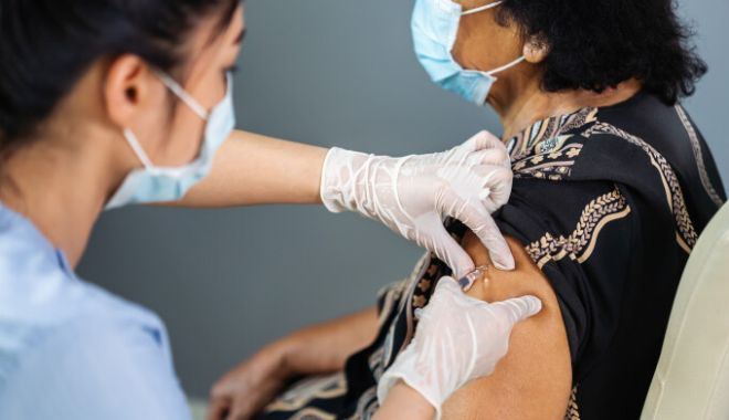 Gheorghiță: Numărul celor vaccinați va depăși sâmbătă numărul celor infectați cu COVID în România - vaccin-1613809037.jpg
