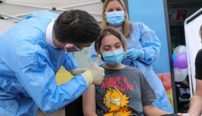 Crește  numărul elevilor vaccinați anti-COVID-19: aproape 14.000 de copii imunizați în ultimele zile - vaccin-1633964061.jpg