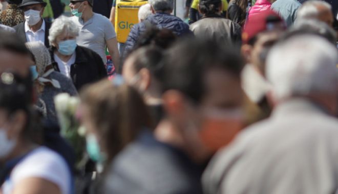 În noiembrie am putea avea 25.000 de cazuri pe zi. Vaccinarea rămâne primul lucru pe care îl putem face, dar trebuie făcută rapid - vaccin-1634829306.jpg