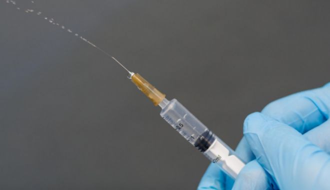 Italia va oferi vaccinul anti-COVID-19 tuturor refugiaților ucraineni - vaccin-1646415036.jpg