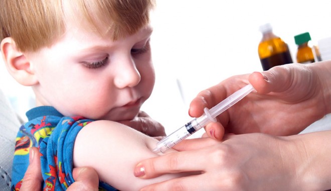 Mai multe ONG-uri solicită imunizarea copiilor împotriva bolilor pneumococice - vaccin1317413592-1347896096.jpg
