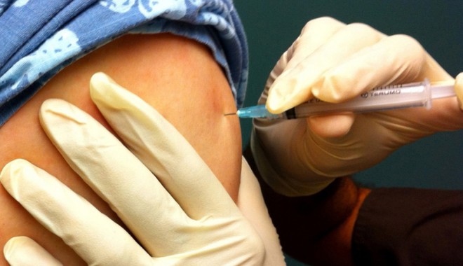 Un milion de doze de vaccin antigripal, pregătite pentru sezonul rece - vaccin1350660984-1352227390.jpg