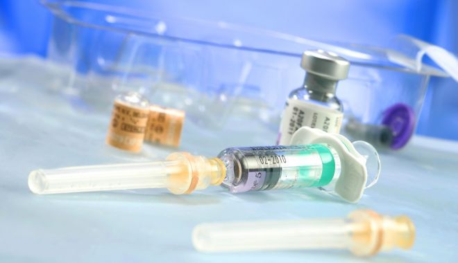 SEZONUL GRIPEI. 500.000 de doze de vaccin antigripal, așteptate - vaccinantigripal2019-1573121272.jpg