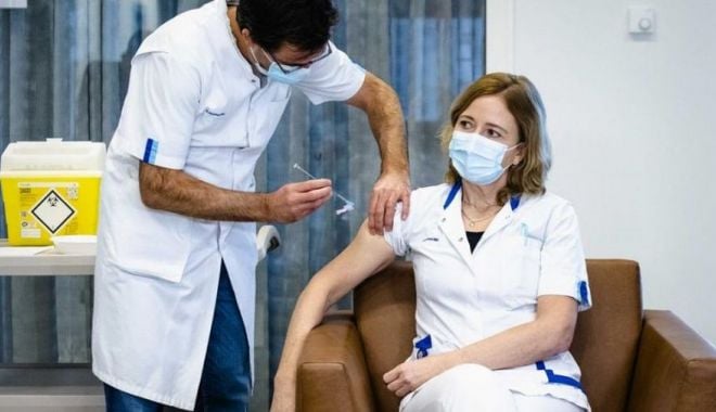 Vaccinarea anti-COVID devine obligatorie în Ungaria pentru personalul medical - vaccinareaanticoviddevineobligat-1627817549.jpg
