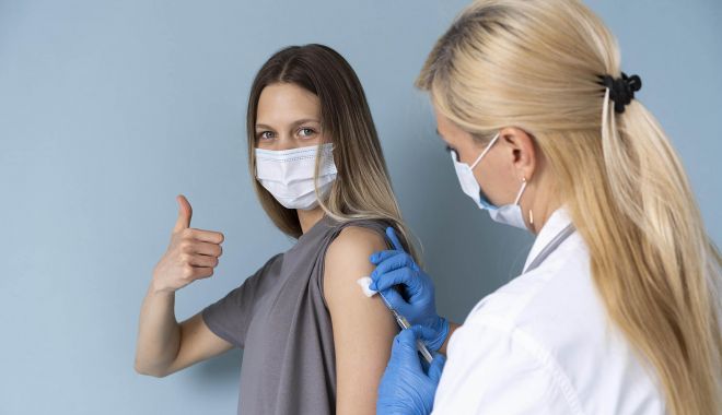 Ministerul Sănătăţii: Vaccinarea nu este şi nu va deveni obligatorie - vaccinarefemeie-1692098979.jpg