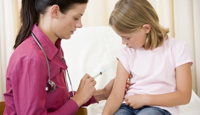 Fetițele de până în 14 ani, vaccinate împotriva HPV - vaccinarehpv-1380284846.jpg