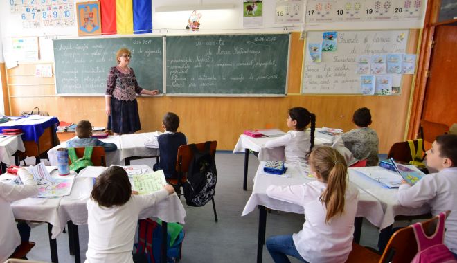 Epidemie de gripă în școli? Profesorii ar putea fi vaccinați gratuit - vaccinareprofesorigripa-1580072961.jpg
