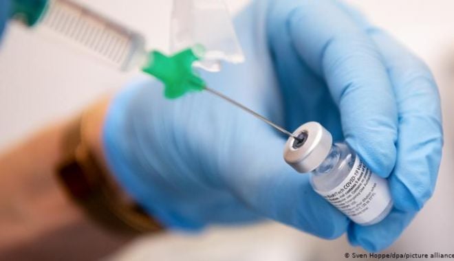 Concediu neplătit pentru angajații federali nevaccinați cu „schema completă” și fără scutire medicală, în Canada - vaccincovid-1633543141.jpg