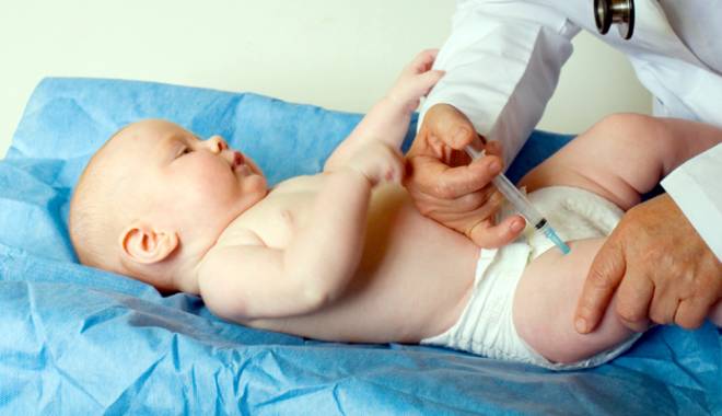 Vaccinul hexavalent pentru bebeluși, disponibil la Constanța - vaccinulhexavalent-1428087219.jpg