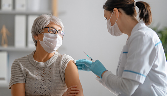 Este foarte important în ce braț ne administrăm vaccinurile! - vaccinuri-1692531345.jpg