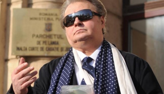 Corneliu Vadim Tudor nu poate candida la alegerile europarlamentare - vadimtudorpoatecandidalaeuroparl-1396448248.jpg