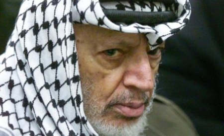 O anchetă judiciară pentru asasinat a fost deschisă în cazul Yasser Arafat - vaduvaluiyasserarafatvadepunepla-1346167718.jpg