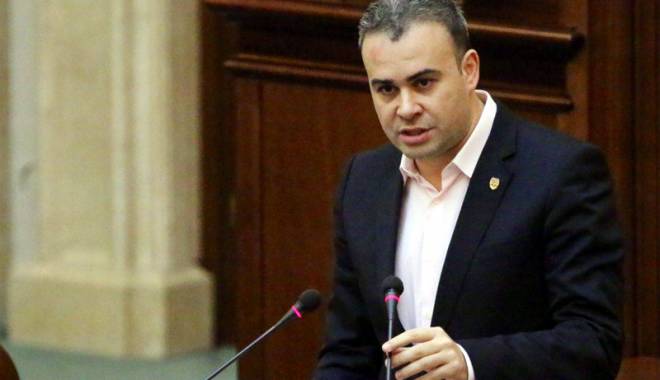 Vâlcov va da explicații și pentru cele 100 de tablouri - valcov-1427467729.jpg
