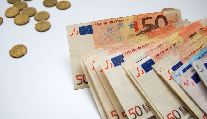 Cursurile BNR de astăzi - valuta-1363693320.jpg