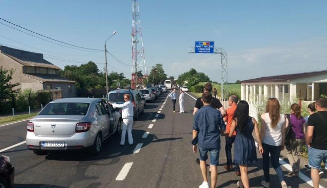 AGLOMERAȚIE INFERNALĂ în Punctul de Trecere a Frontierei Vama Veche! - vama-1630494335.jpg