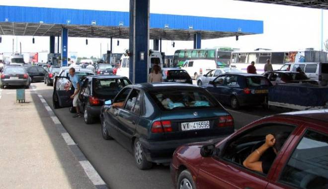 Croația a interzis intrarea pe teritoriul său a cetățenilor și mașinilor sârbe - vamacroatia91457800-1443077276.jpg
