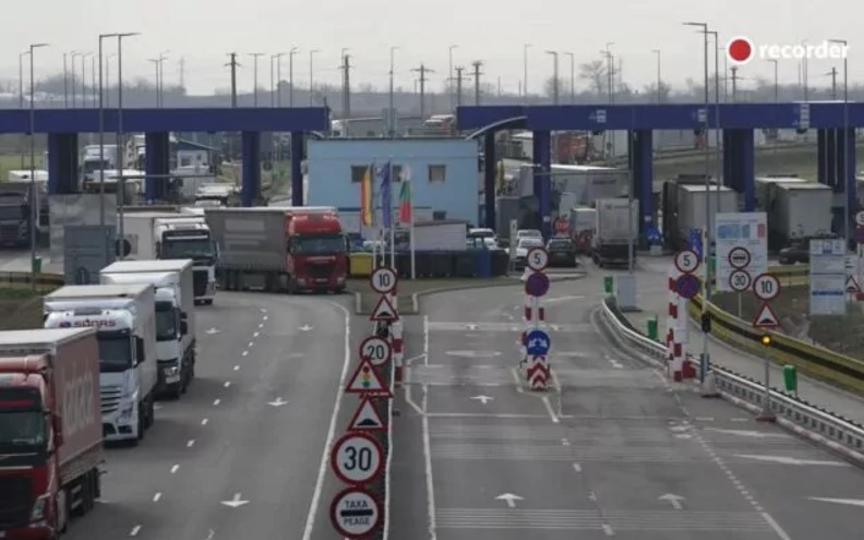 Transportatorii români fericiți după aderarea deplină la Schengen: ’În sfârşit ni s-a făcut dreptate’ - vamagranitaschengen-1734004898.jpeg