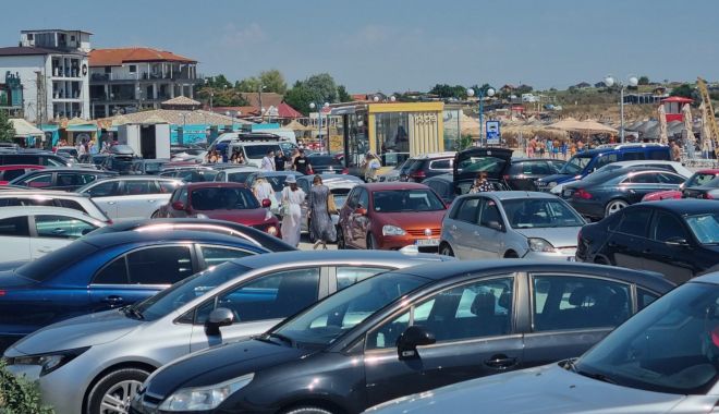 Încă o zi cu trafic intens, pe litoral! Iată ce sfaturi au poliţiştii, pentru şoferi - vamavechelitoralromanescsezonest-1660031137.jpg