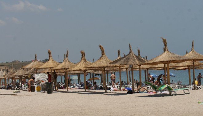 Campanie antidrog în Vama Veche - vamavecheumbrelepaieplaja249-1375365899.jpg
