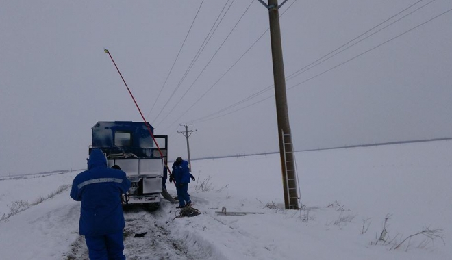 Cod galben de vânt, la Constanța. Mai multe localități au rămas fără curent electric și apă potabilă - vant-1516261610.jpg
