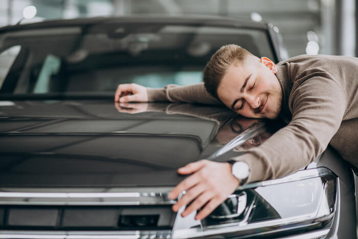Vânzările auto din decembrie au ajutat industria să declare un 2024 bun - vanzari-auto-1735924646.jpg