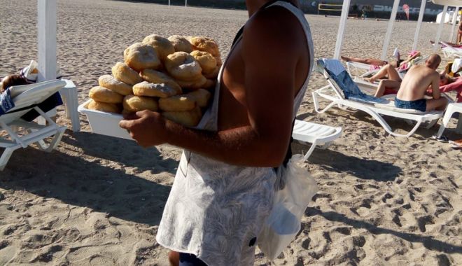 Vânzătorii ambulanți de pe plajele din Mamaia și Constanța, vânați de Poliția Locală - vanzatoriiambulanti-1534520754.jpg