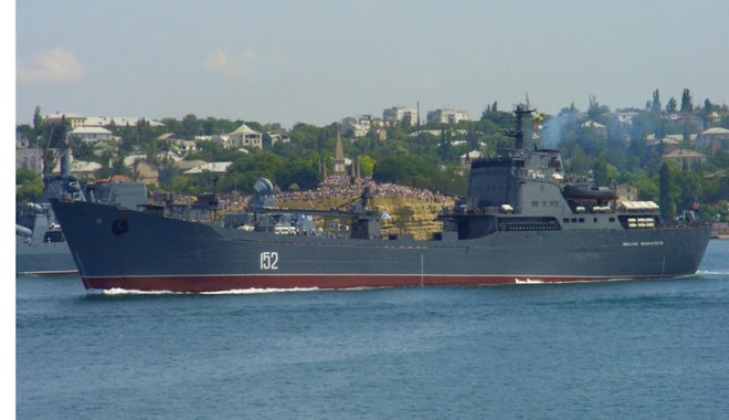 Rusia trimite două nave de război spre portul sirian Tartus - vapor-1340037403.jpg