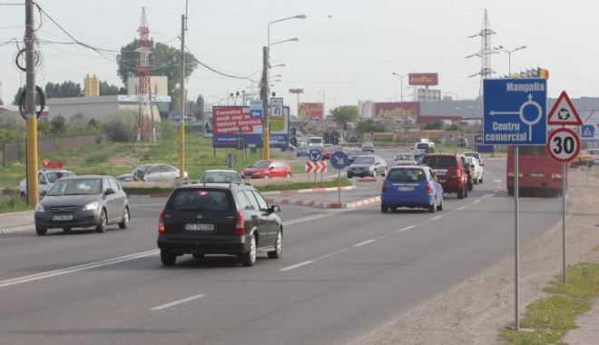 Ce trebuie să știți când circulați la intersecția bd. Aurel Vlaicu cu Baba Novac - variantasensgiratoriuconstanta18-1370255528.jpg
